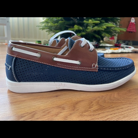 Unlisted Shoes men’s size 10 1/2 - Picture 2 of 7